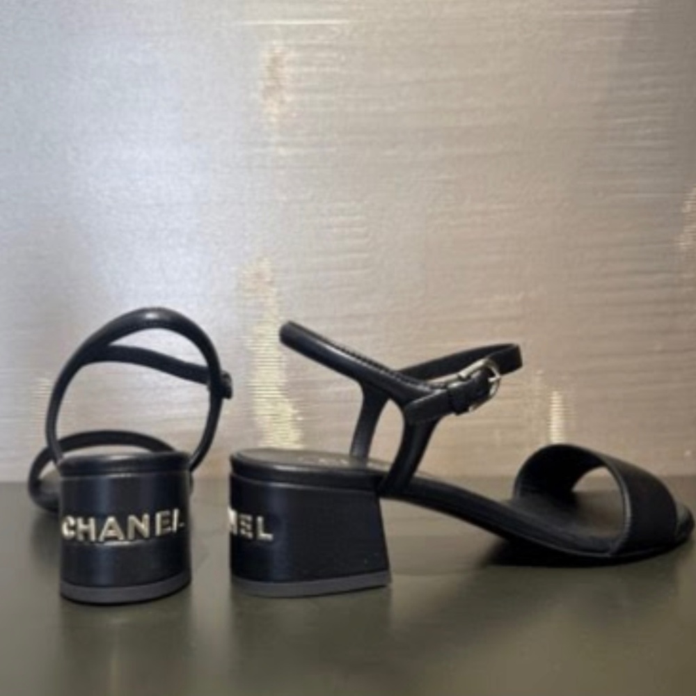 BRAND NEW Chanel Heels